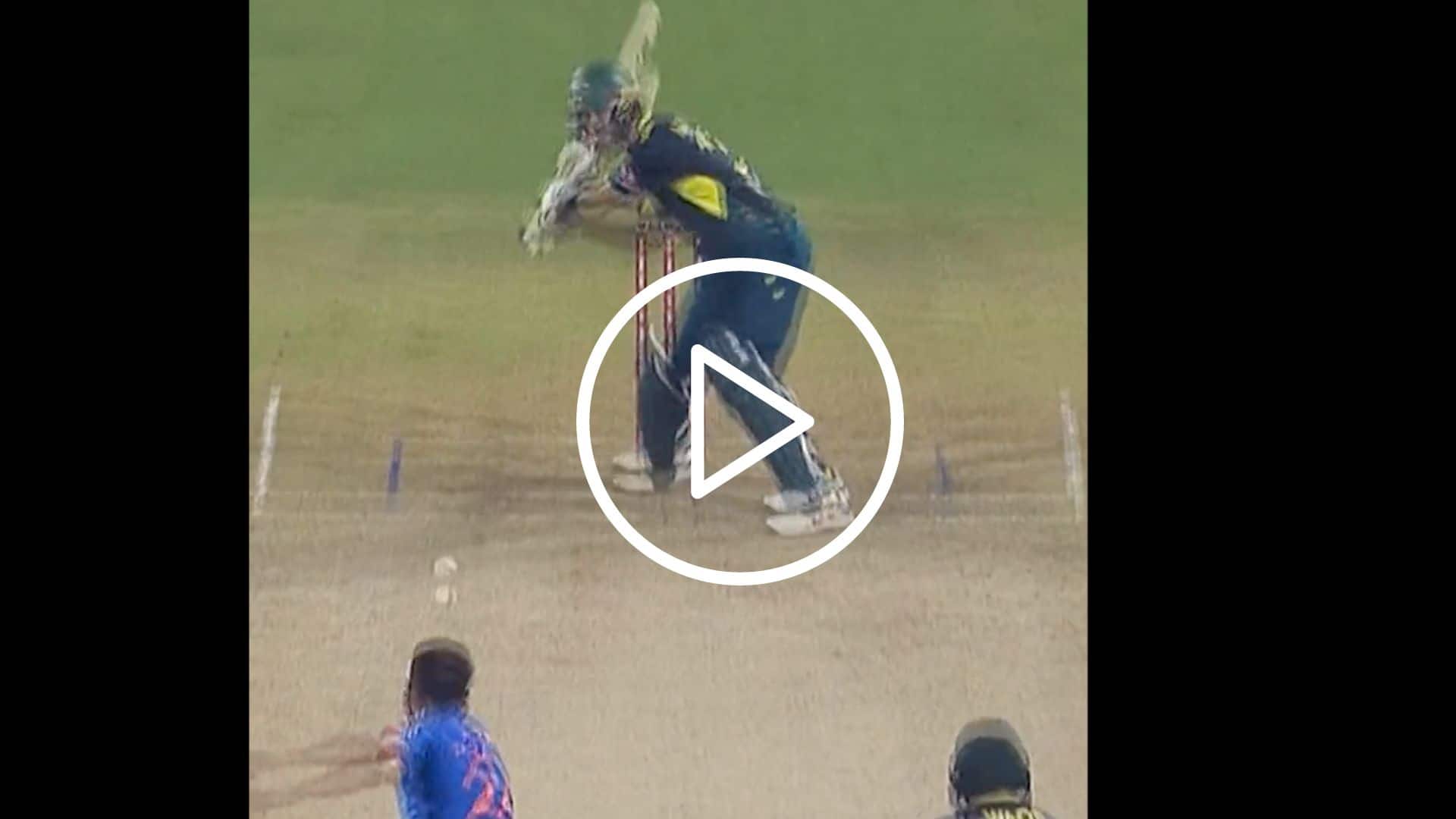 [Watch] 6,4,4,4 - Glenn Maxwell Hammers Prasidh Krishna In the Final Over To Seal AUS Win